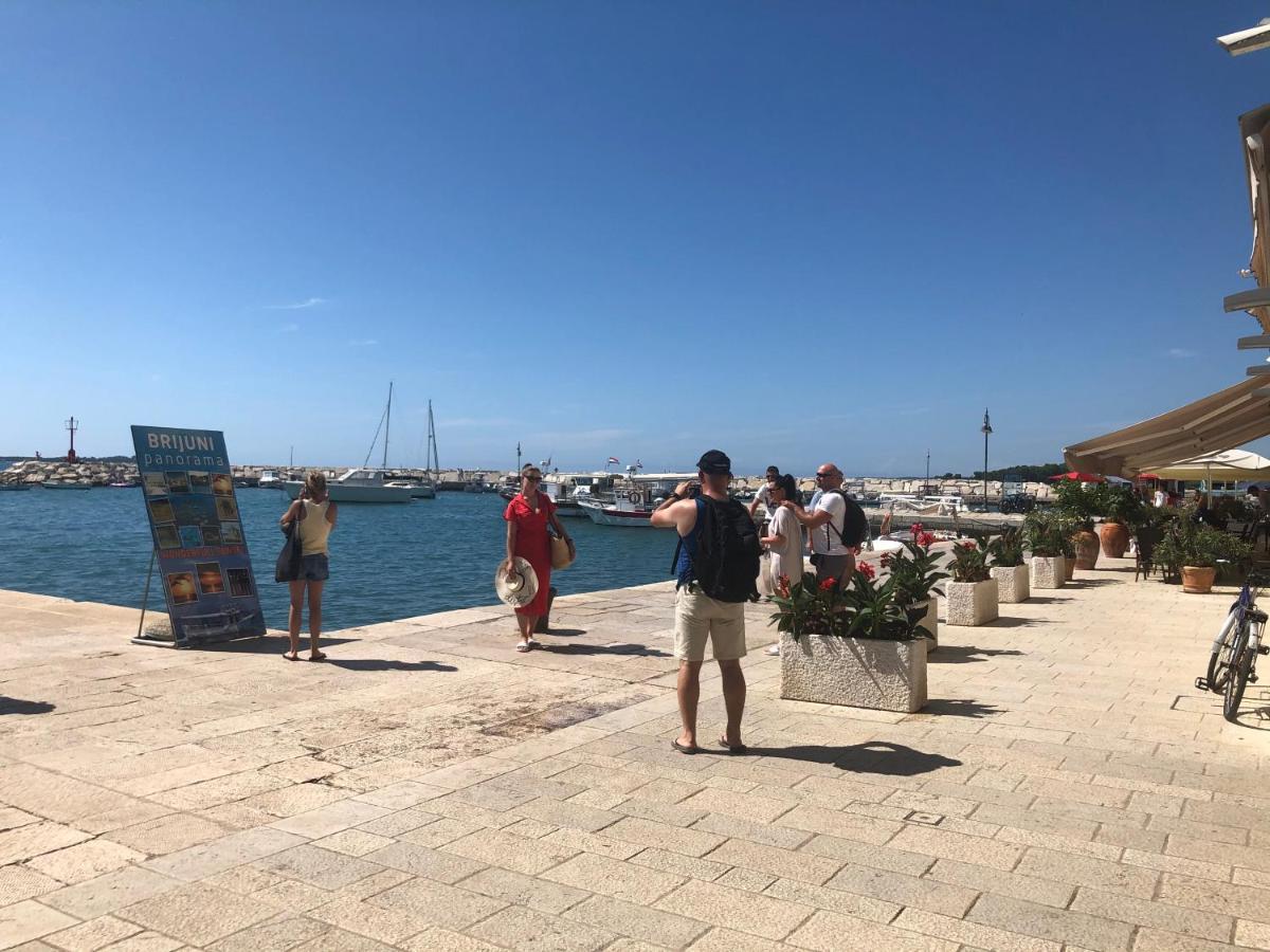 Istrian Stone House In The Heart Of The Beautiful Fishing Village Fazana - Only Few Steps From The Sea And The Wonderful Beach - Incl Plasma-Quad-Plus-Filter Against C O V I D Exteriér fotografie