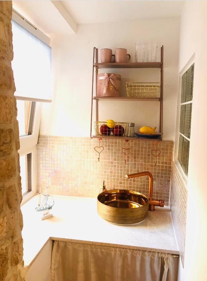 Istrian Stone House In The Heart Of The Beautiful Fishing Village Fazana - Only Few Steps From The Sea And The Wonderful Beach - Incl Plasma-Quad-Plus-Filter Against C O V I D Exteriér fotografie